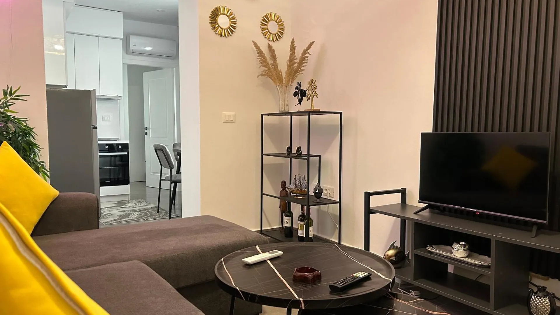 Dreamscape Apartments Bllok تيرانا 0*,  ألبانيا