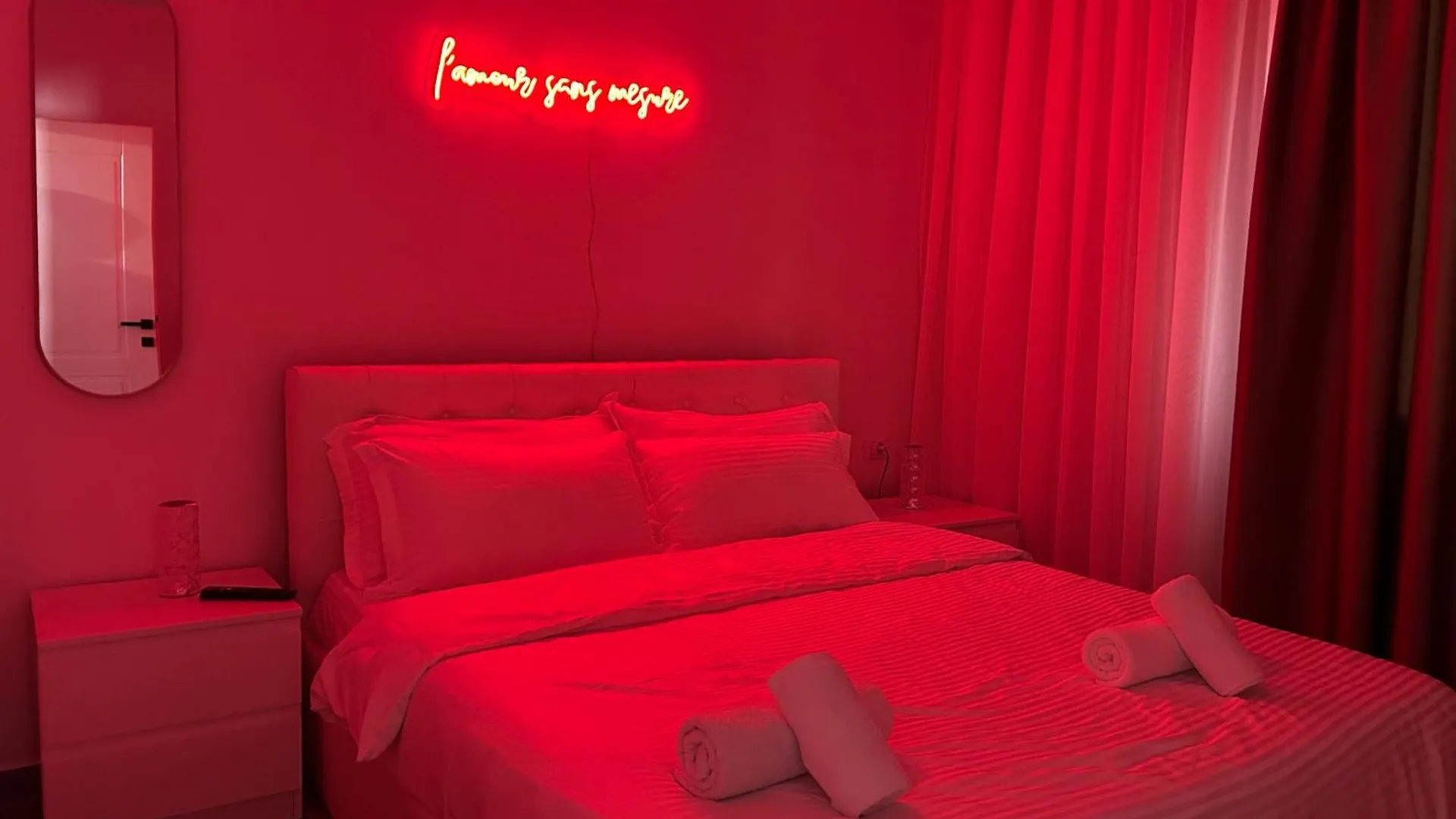 Dreamscape Apartments Bllok تيرانا