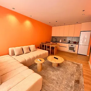 Aia & Apartment