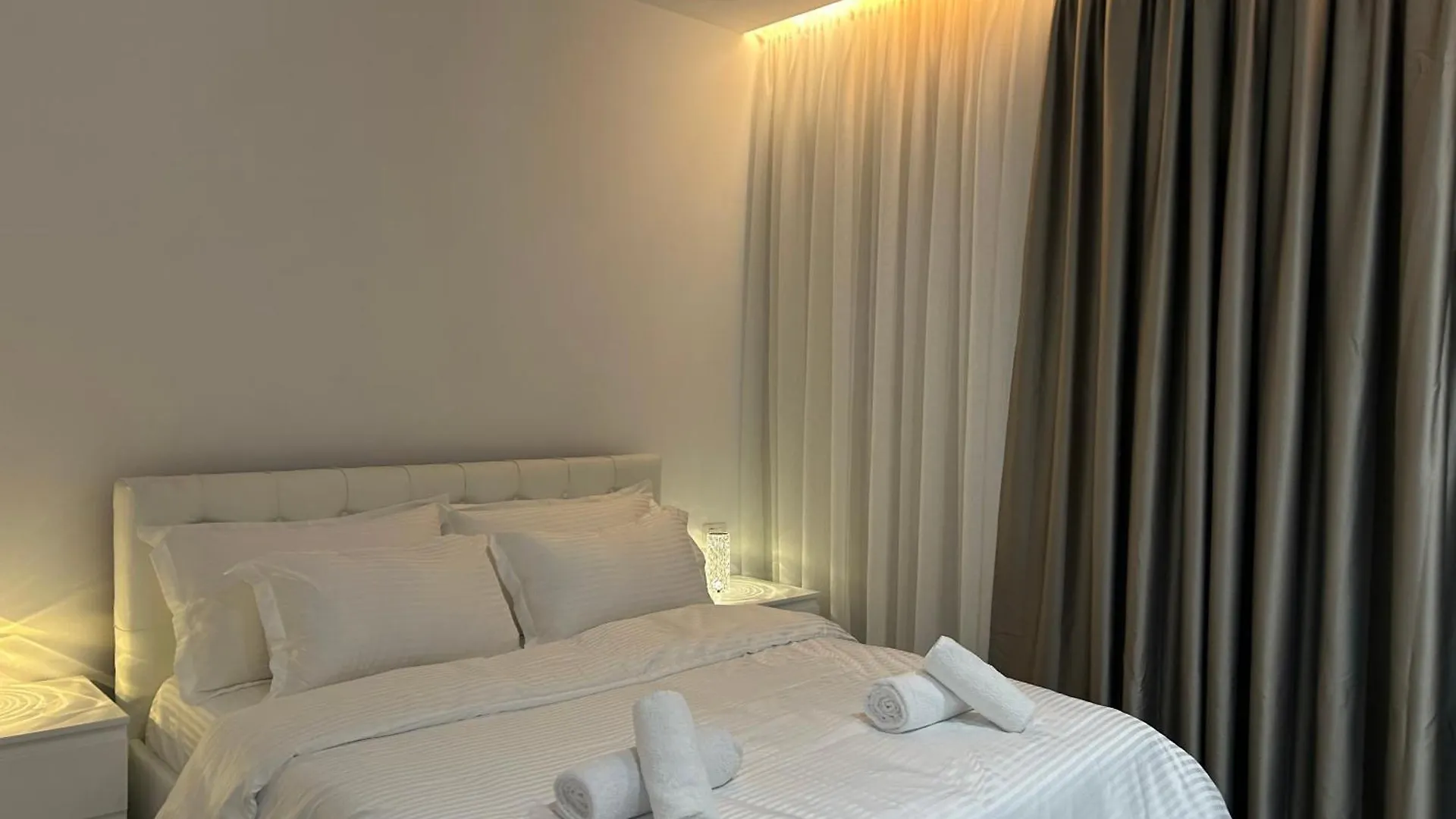 Dreamscape Apartments Bllok Tirana